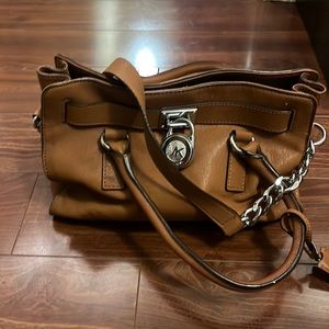 tan shoulder Michael kors bag